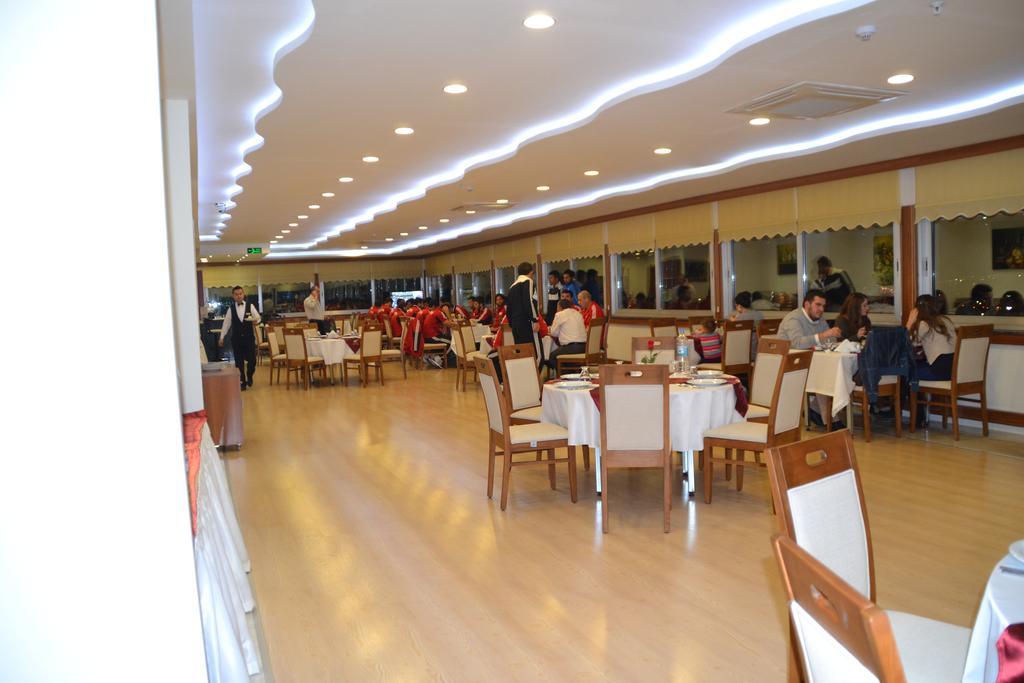 Palmcity Hotel Turgutlu Exterior photo